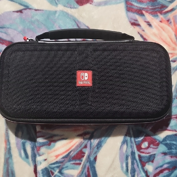 Nintendo Black Travel Case for Switch - Picture 1 of 2